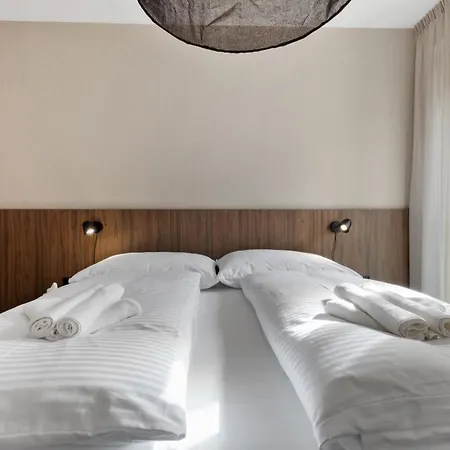 Апартаменти Lam Metropolis - Free Parking - Balcony Братислава